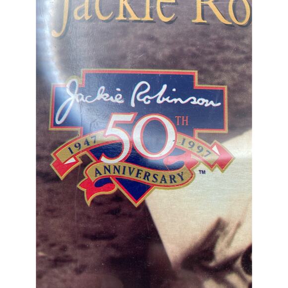 JACKIE ROBINSON WHEATIES 1997 UNOPENED FULL SIZE BOX WITH PROTECTOR CASE - Picture 5 of 8